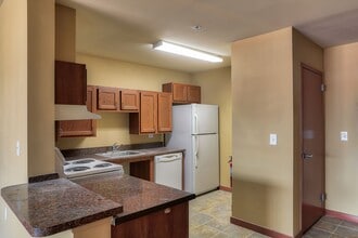 Horizon Heights in West New York, NJ - Building Photo - Building Photo