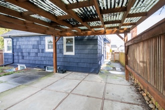 5130 N Yale St in Portland, OR - Building Photo - Building Photo