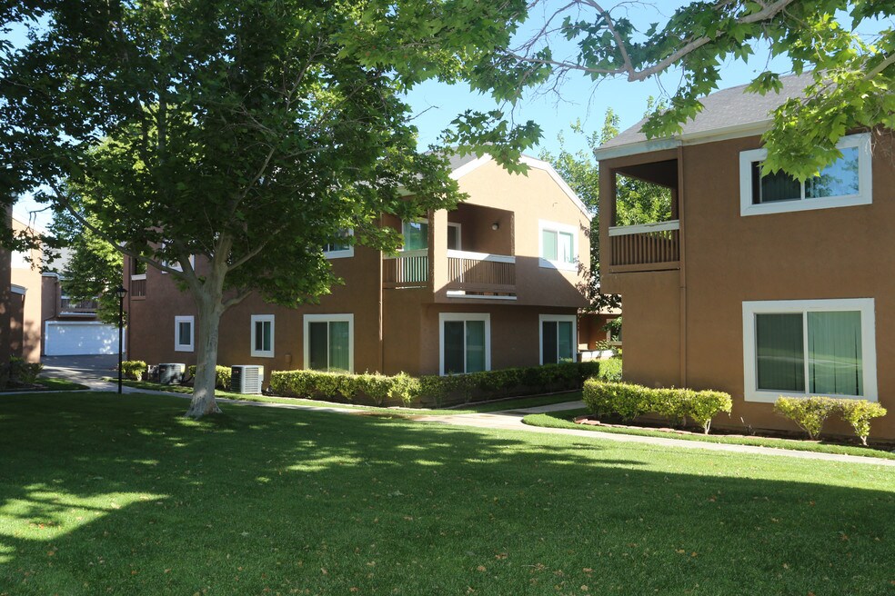 Silver Winds Senior Apartments Lancaster Ca Apartments For Rent