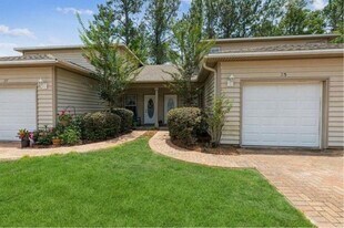 25 Trevor Dr in Valparaiso, FL - Building Photo