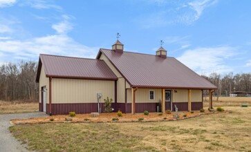 2692 Heads Church Rd in Cedar Hill, TN - Building Photo - Building Photo