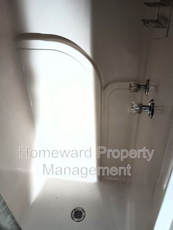 3803 Meadowbrook Dr in Fort Worth, TX - Foto de edificio - Building Photo