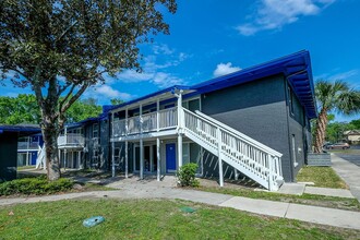 Mandarin Bay Apartments in Jacksonville, FL - Building Photo - Building Photo