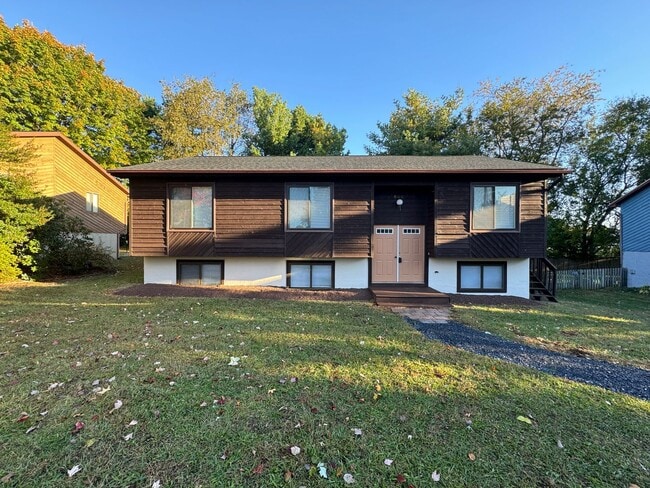 property at 566 Viewmont Ct