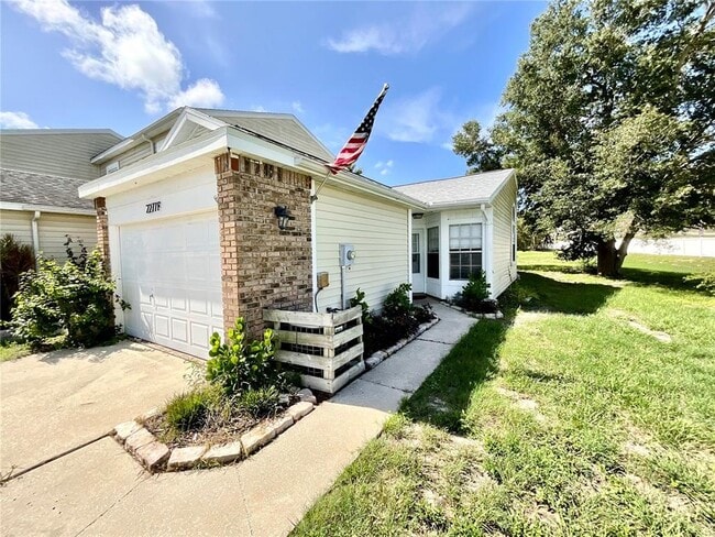 2277 Abbey Ln in Palm Harbor, FL - Building Photo - Building Photo
