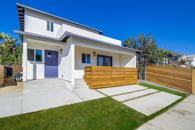 4756 Madison Ave in San Diego, CA - Building Photo - Building Photo