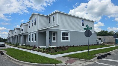 3323 Grande Heron Dr in St. Cloud, FL - Building Photo - Building Photo