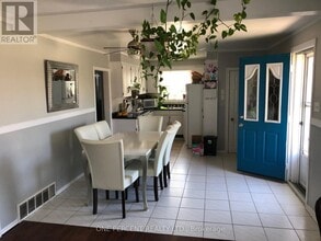 3417 Palgrave Rd in Mississauga, ON - Building Photo - Building Photo