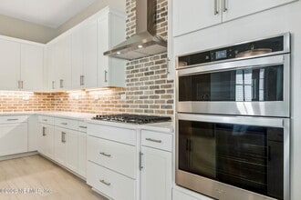 571 Marquesa Cir in Saint Johns, FL - Building Photo - Building Photo