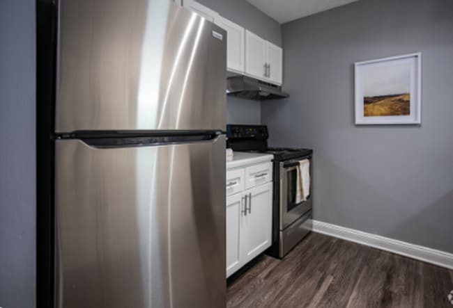 The District Knoxville in Knoxville, TN - Foto de edificio - Building Photo