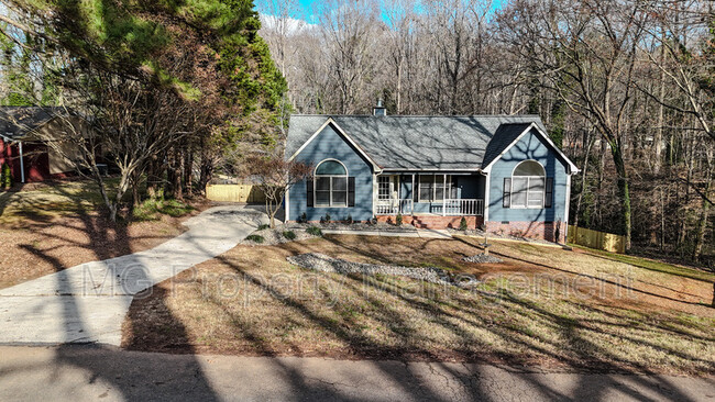 207 Colonial Dr in Belmont, NC - Building Photo - Building Photo