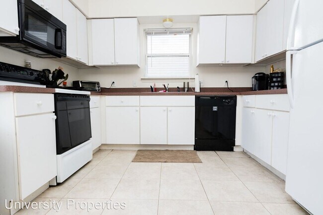 3660 Willow Run Dr in Toledo, OH - Building Photo - Building Photo