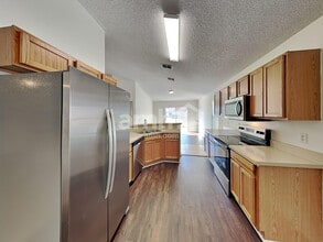 8058 Misty Meadow Ct N in Jacksonville, FL - Building Photo - Building Photo