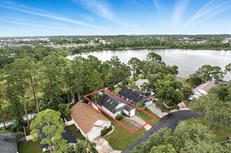 174 Edgewater Cir in Sanford, FL - Building Photo - Building Photo