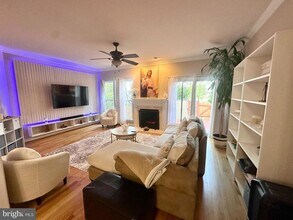 15505 Banjo Ct in Woodbridge, VA - Building Photo - Building Photo