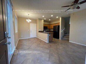 451 S Hawes Rd in Mesa, AZ - Building Photo - Building Photo