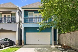1428 Alexander St in Houston, TX - Building Photo