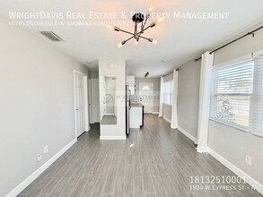 1904 W Cypress St in Tampa, FL - Foto de edificio - Building Photo