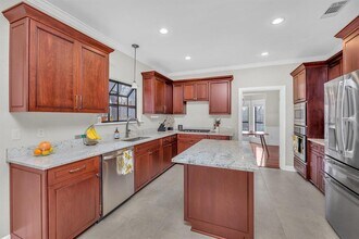927 Blue Spring Cir in Round Rock, TX - Building Photo - Building Photo