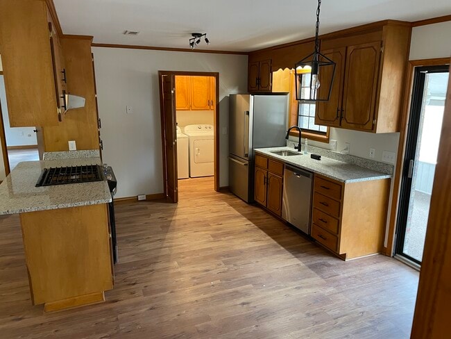 430 Co Rd 445 in Enterprise, AL - Building Photo - Building Photo