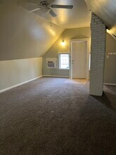 931 S Cox St, Unit Upstairs in Memphis, TN - Building Photo - Building Photo
