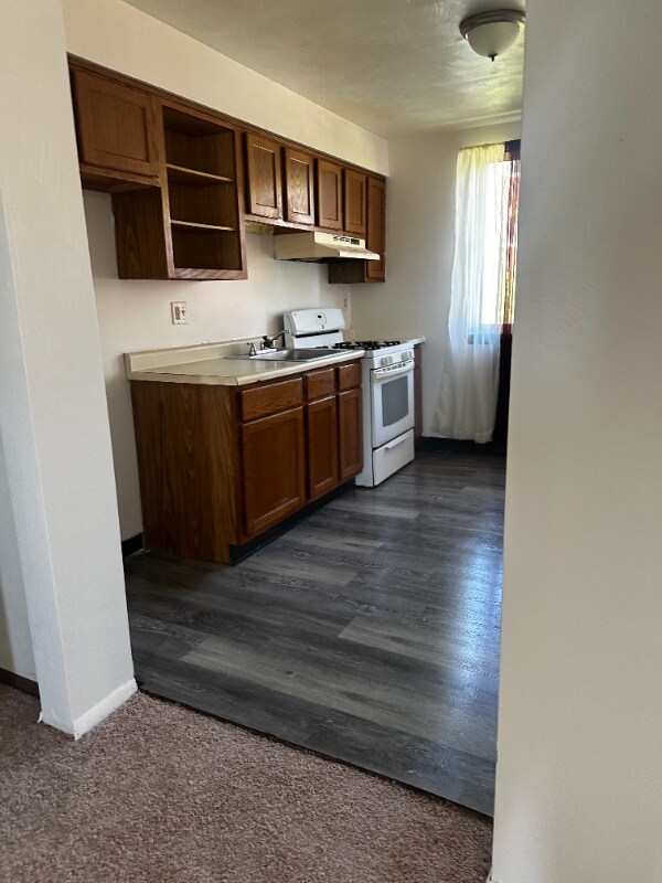 3804 Soltis Dr in Clairton, PA - Building Photo - Building Photo