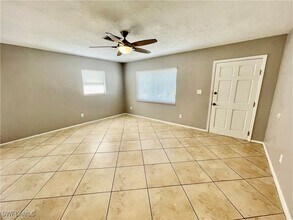 632 108th Ave N in Naples, FL - Building Photo - Building Photo