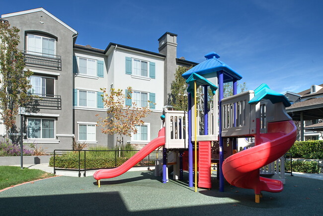 Canyon Oaks at Windemere in San Ramon, CA - Foto de edificio - Building Photo