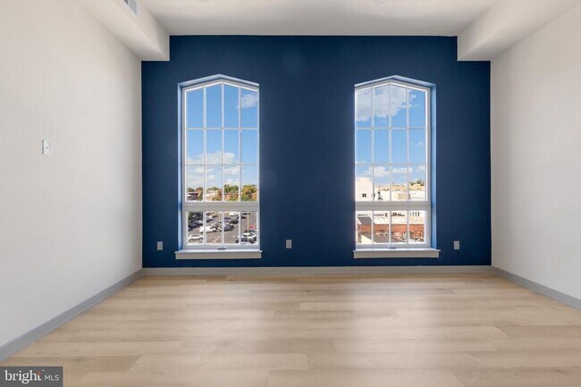 property at 689 N Broad St