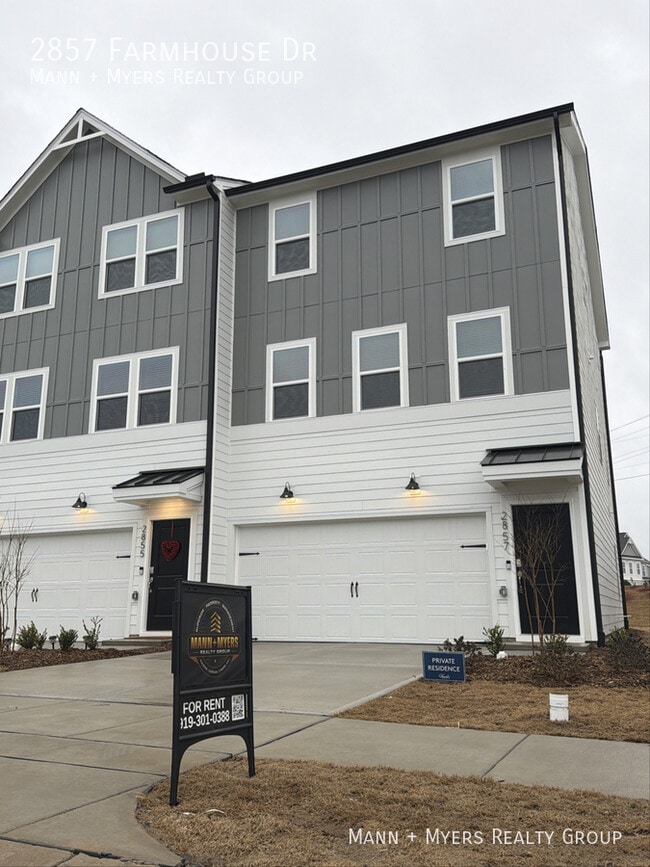 property at 2857 Farmhouse Dr