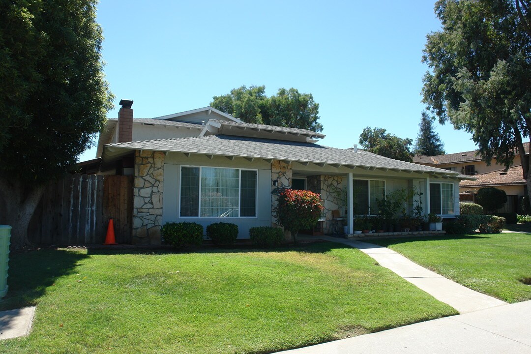 1890 Southwest Expy in San Jose, CA - Building Photo