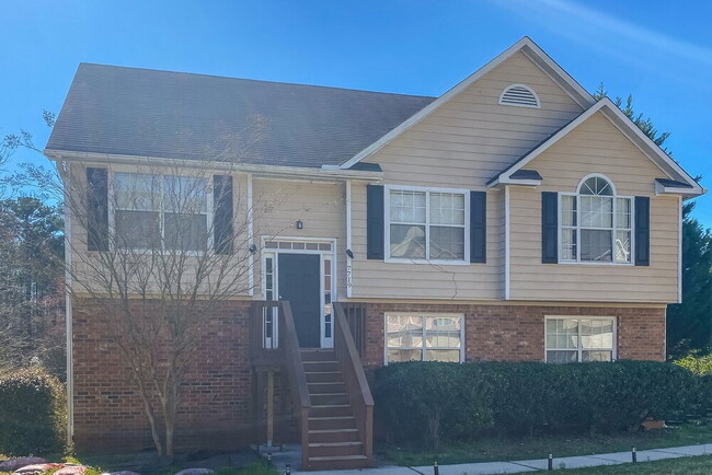 property at 7719 Briar Forest Ln