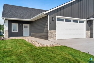 1113 S Foss Ave in Sioux Falls, SD - Building Photo