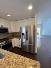 9995 NW 52nd St in Doral, FL - Building Photo - Building Photo