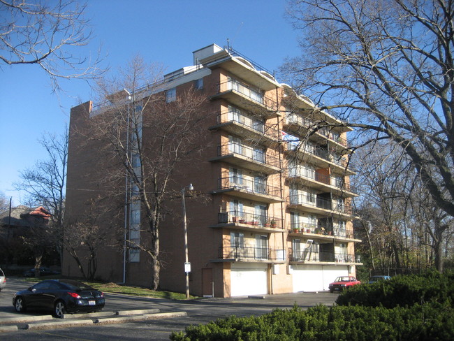 Wright View Apartments in Dayton, OH - Building Photo - Building Photo