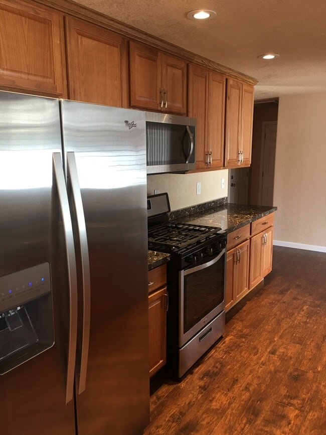 5234 Primrose Ln in Klamath Falls, OR - Building Photo - Building Photo