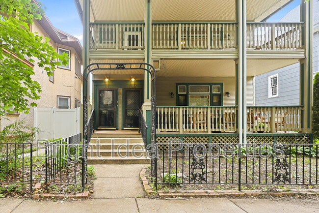 property at 2535 Aldrich Ave S