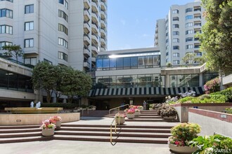 601 Van Ness Ave in San Francisco, CA - Building Photo - Building Photo