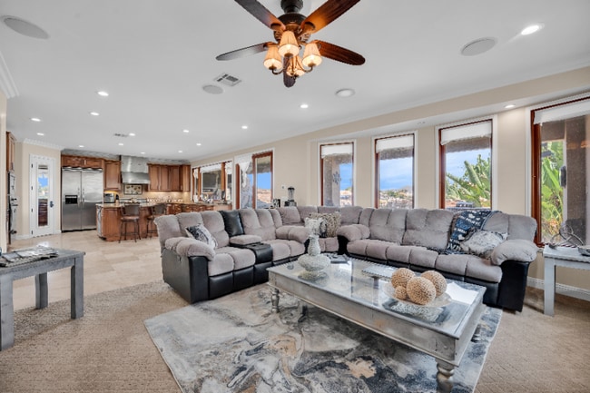 30420 Longhorn Dr in Canyon Lake, CA - Building Photo - Building Photo