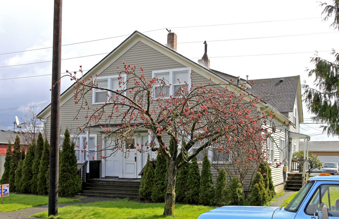 1509 Walnut St in Everett, WA - Foto de edificio