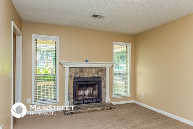 2210 Rocky Mill Dr in Lawrenceville, GA - Building Photo - Building Photo