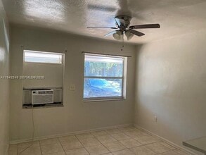 100 SE 3rd Ave in Hallandale Beach, FL - Building Photo - Building Photo