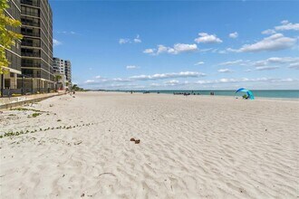 15400 Gulf Blvd in Madeira Beach, FL - Building Photo - Building Photo