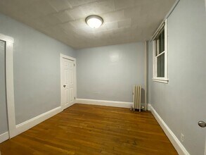 884 Huntington Ave, Unit 1 in Boston, MA - Building Photo - Building Photo
