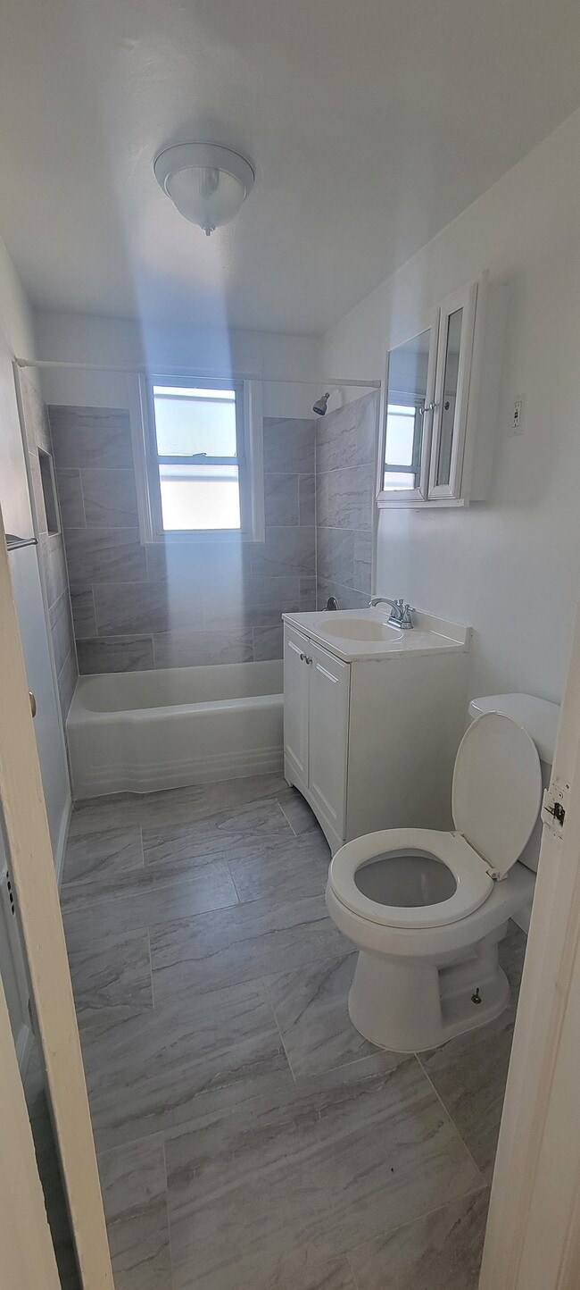 135 Davenport Ave in Newark, NJ - Building Photo - Building Photo