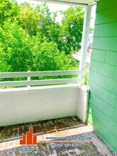 68 Elm St, Unit 3 in St Johnsbury, VT - Building Photo - Building Photo