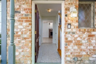 11602 Jaycreek Dr in Houston, TX - Building Photo - Building Photo