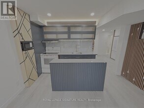 130 King St in East Gwillimbury, ON - Building Photo - Building Photo