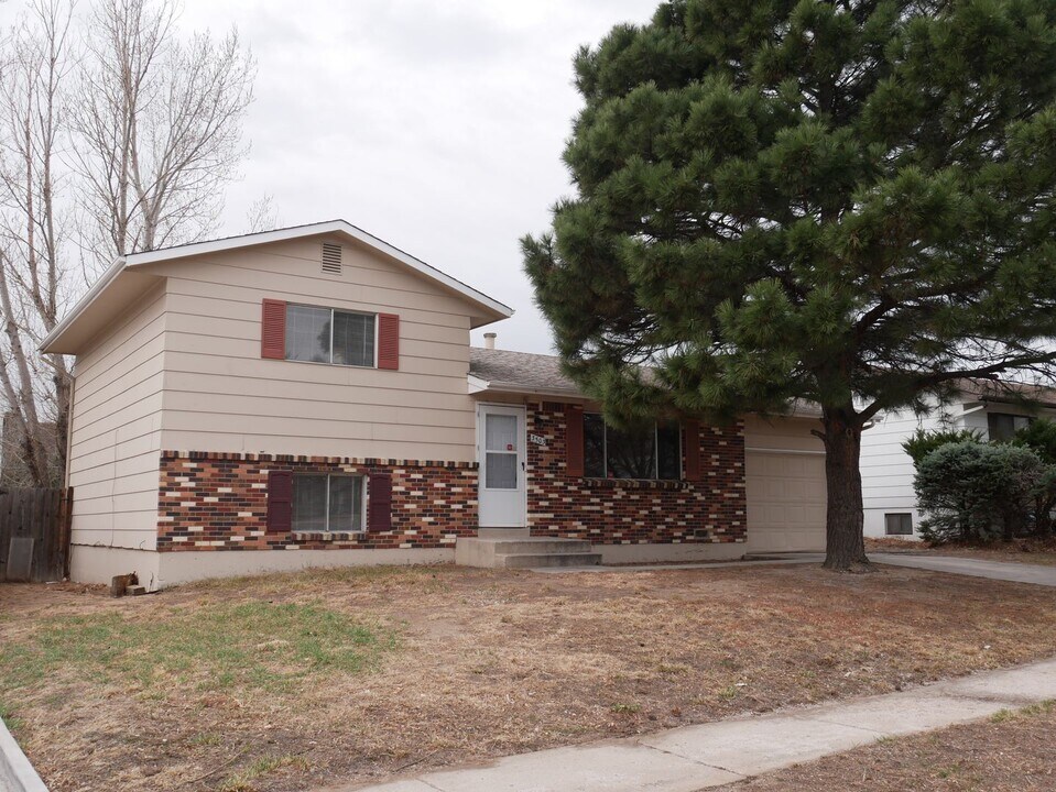3503 Michigan Ave in Colorado Springs, CO - Building Photo