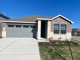 404 Escondido Cir in San Marcos, TX - Building Photo